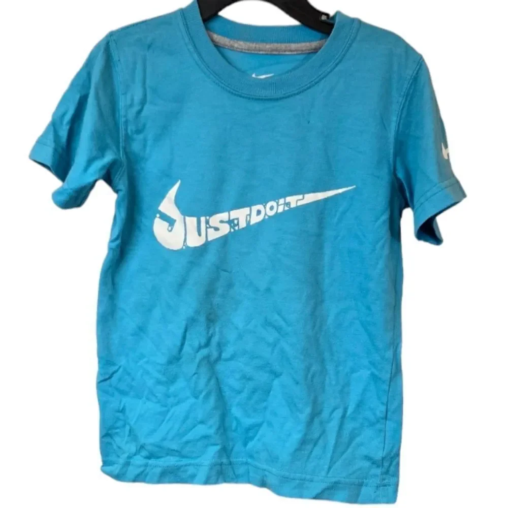 Nike Little Boys Aqua Swoosh T-Shirt Casual Shirt Graphic Print Kids Tee Size 4